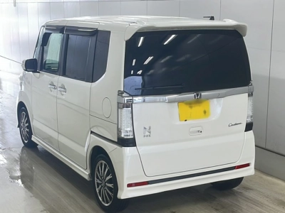 HONDA N BOX CUSTOM