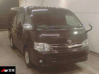 TOYOTA HIACE WAGON
