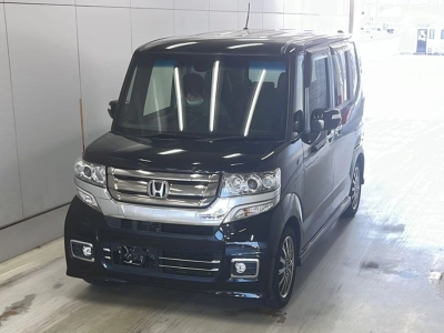 HONDA N BOX CUSTOM