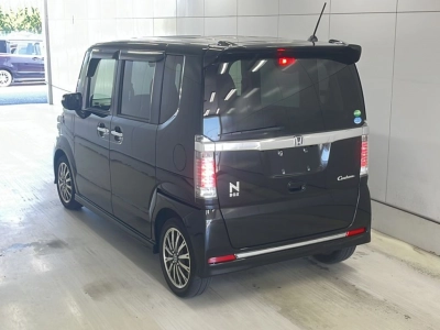 HONDA N BOX CUSTOM