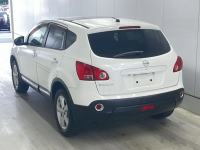 NISSAN DUALIS