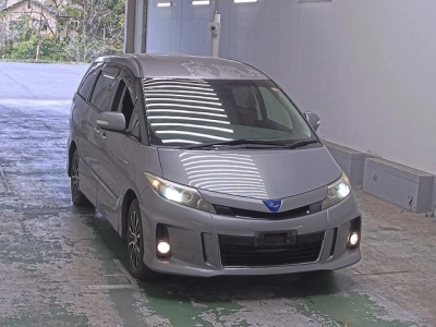 TOYOTA ESTIMA HYBRID