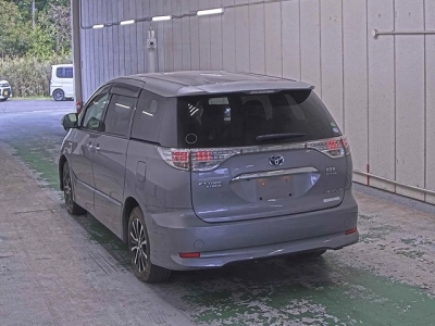 TOYOTA ESTIMA HYBRID