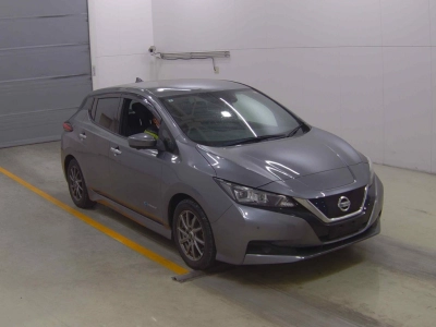 NISSAN LEAF