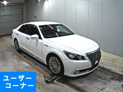 TOYOTA CROWN MAJESTA