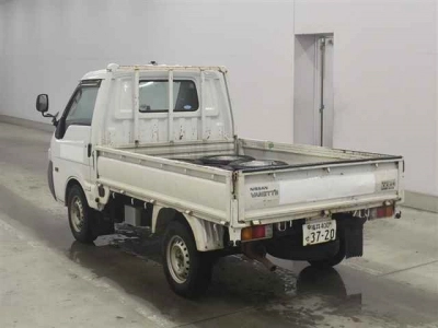 NISSAN VANETTE TRUCK