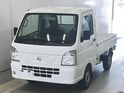 NISSAN NT100 CLIPPER