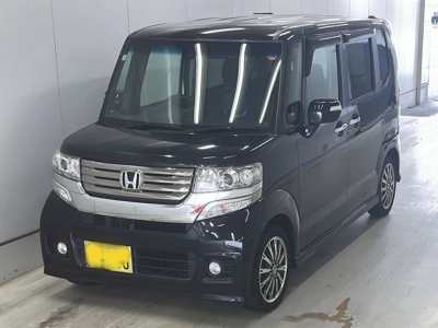 HONDA N BOX CUSTOM