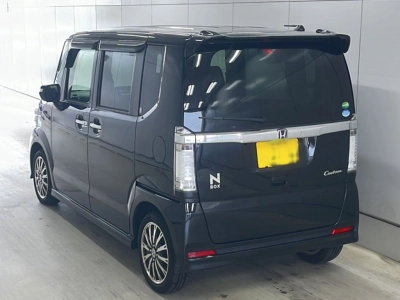 HONDA N BOX CUSTOM