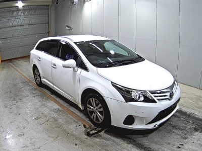 TOYOTA AVENSIS WAGON