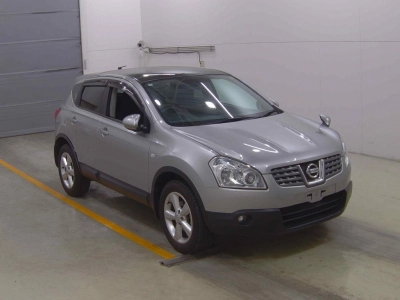 NISSAN DUALIS