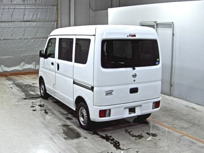 NISSAN NV100 CLIPPER