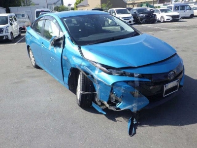 TOYOTA PRIUS PHV