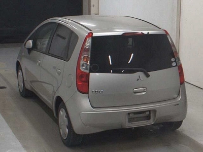 MITSUBISHI COLT