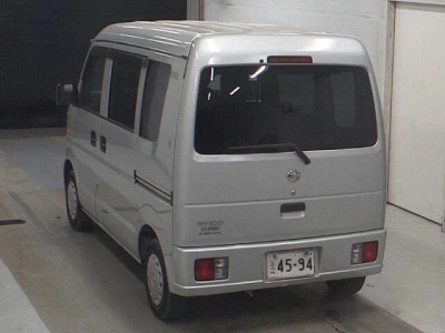 NISSAN NV100 CLIPPER