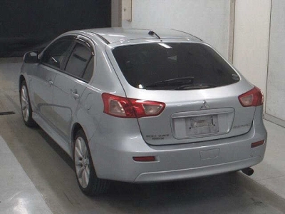 MITSUBISHI GALANT FORTIS