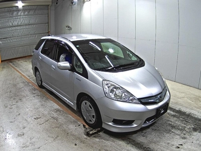 HONDA FIT SHUTTLE HYBRID