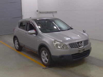 NISSAN DUALIS