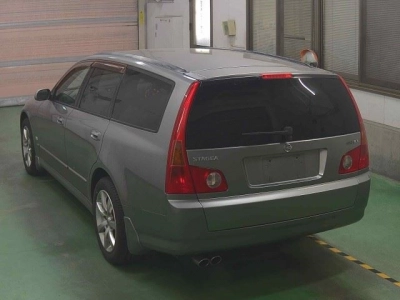 NISSAN STAGEA