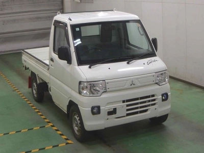 MITSUBISHI MINICAB TRUCK