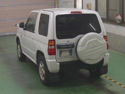 MITSUBISHI PAJERO MINI