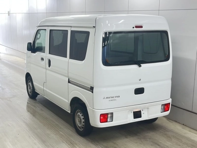 NISSAN NV100 CLIPPER