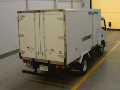 MITSUBISHI CANTER