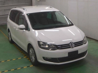 VOLKSWAGEN SHARAN