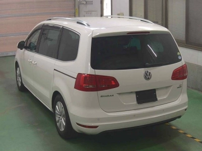 VOLKSWAGEN SHARAN
