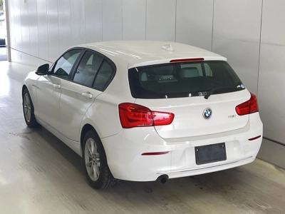 BMW 1 SERIES