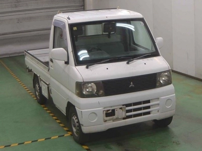 MITSUBISHI MINICAB TRUCK