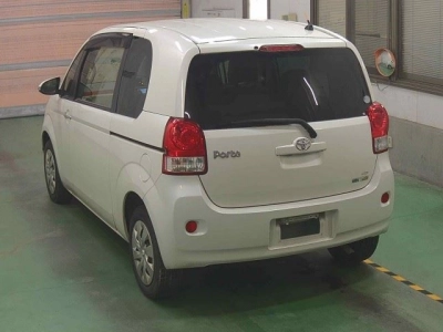 TOYOTA PORTE