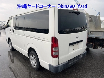 TOYOTA REGIUS ACE