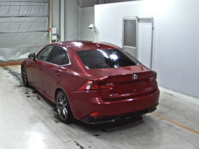 LEXUS IS