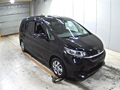 HONDA FREED HYBRID