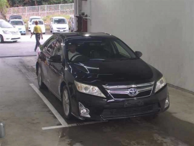 TOYOTA CAMRY