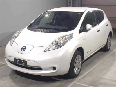 NISSAN LEAF