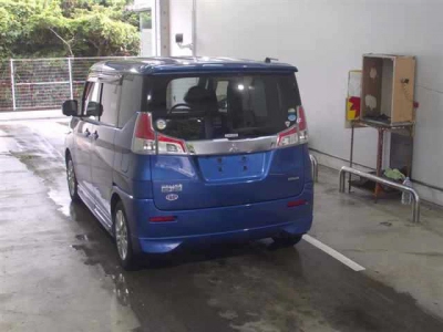 MITSUBISHI DELICA D:2