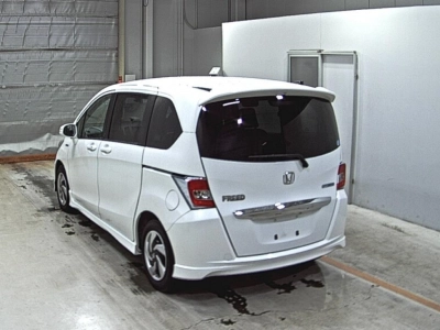 HONDA FREED HYBRID
