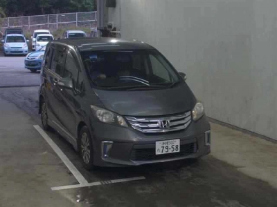 HONDA FREED