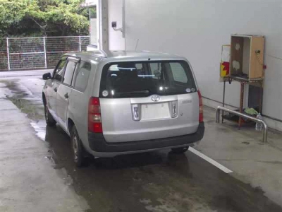 TOYOTA SUCCEED VAN