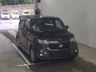TOYOTA BB