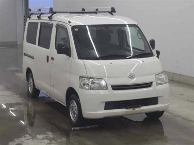 TOYOTA LITE ACE VAN
