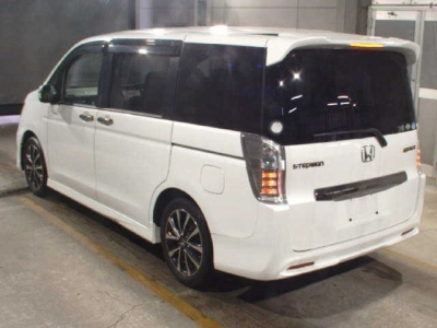 HONDA STEPWGN SPADA
