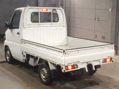 NISSAN CLIPPER