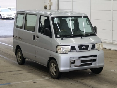 NISSAN NV100 CLIPPER