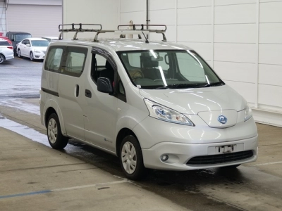 NISSAN E-NV200 VAN