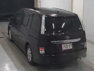 TOYOTA ISIS