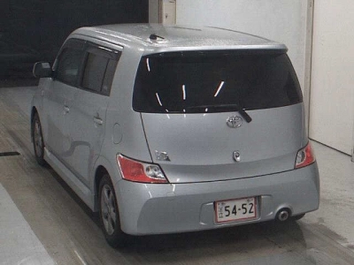 TOYOTA BB