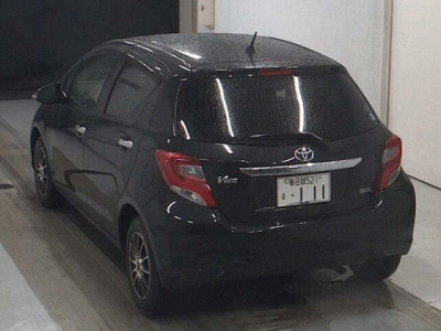 TOYOTA VITZ